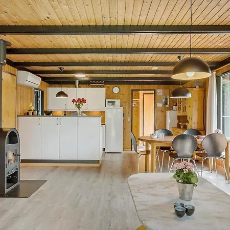 Oh277-hadsund-ved-havet-4